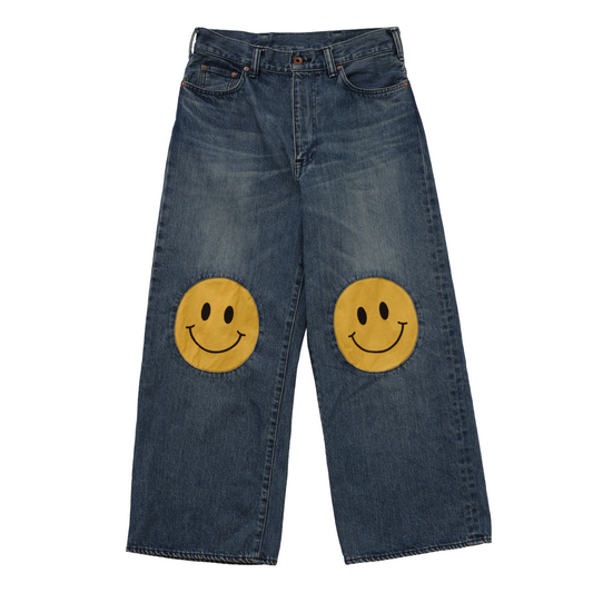 Knee Laugh Forward Denim Jeans